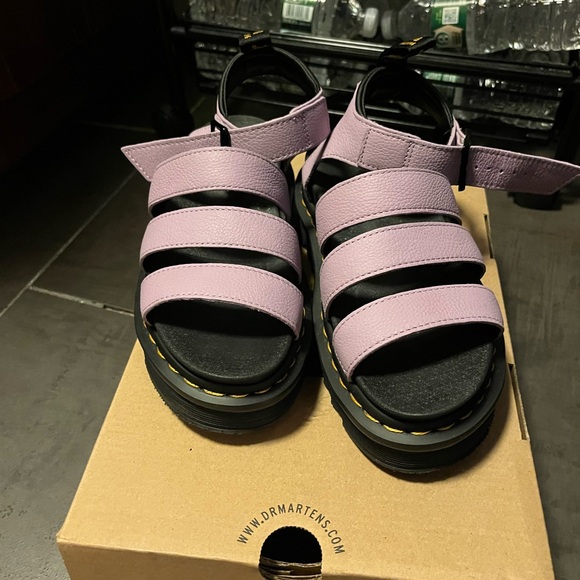 Dr. Martens sandals (fits size 7) - Picture 7 of 7